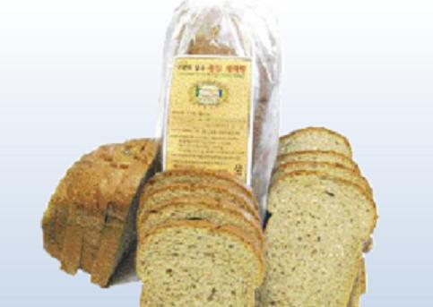 아마씨넣은 통밀 식빵 (450g)(Sprouted Wheat and Flax Seeds Bread)